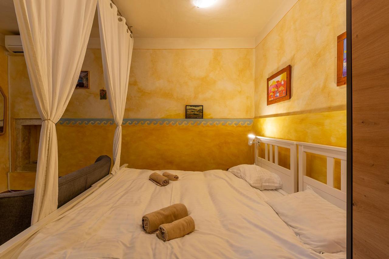 Appartamento Alighieri unique Pola Esterno foto