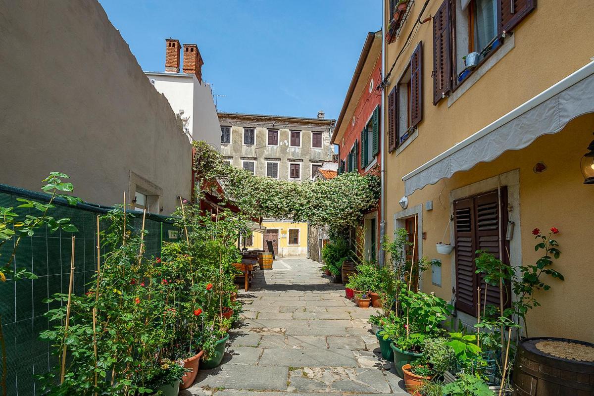 Appartamento Alighieri unique Pola Esterno foto